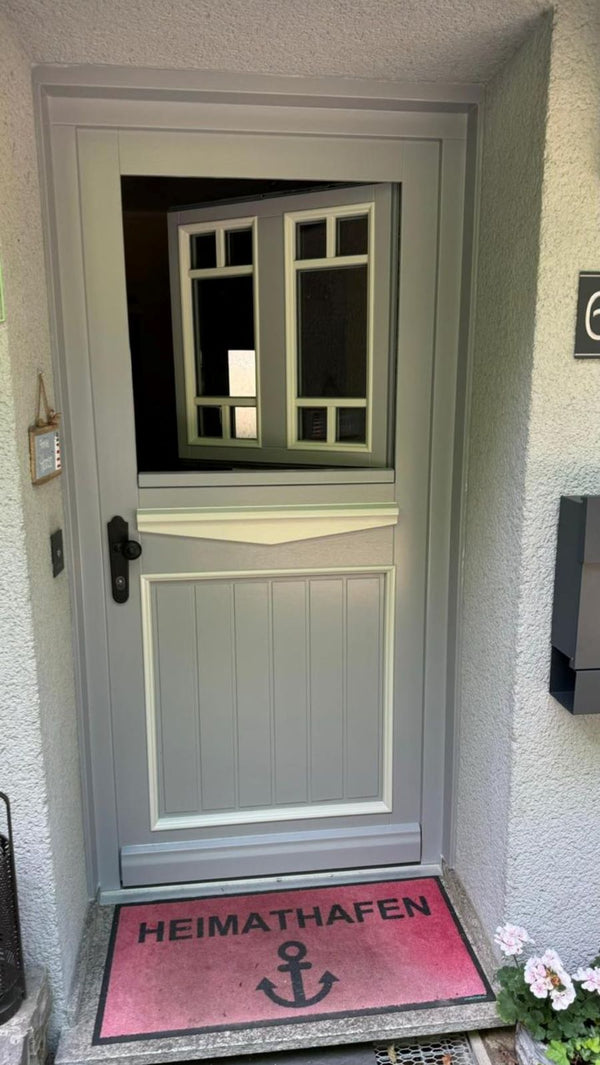 Klöntür Montage Firma Monteur - Wir montieren Klöntüren | Holzhaustüren